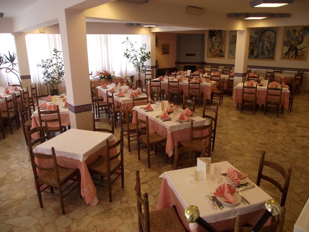 Hotel Ristorante Mosaici Piazza Armerina Extérieur photo
